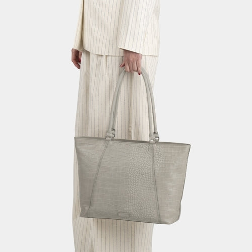 Cool Colbie Wide Tote 15.6