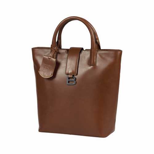 MODEST MEGHAN BUCKET TOTE