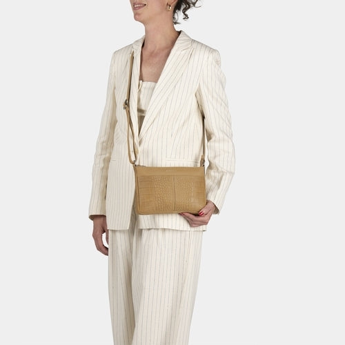 Cool Colbie Crossbody Bag
